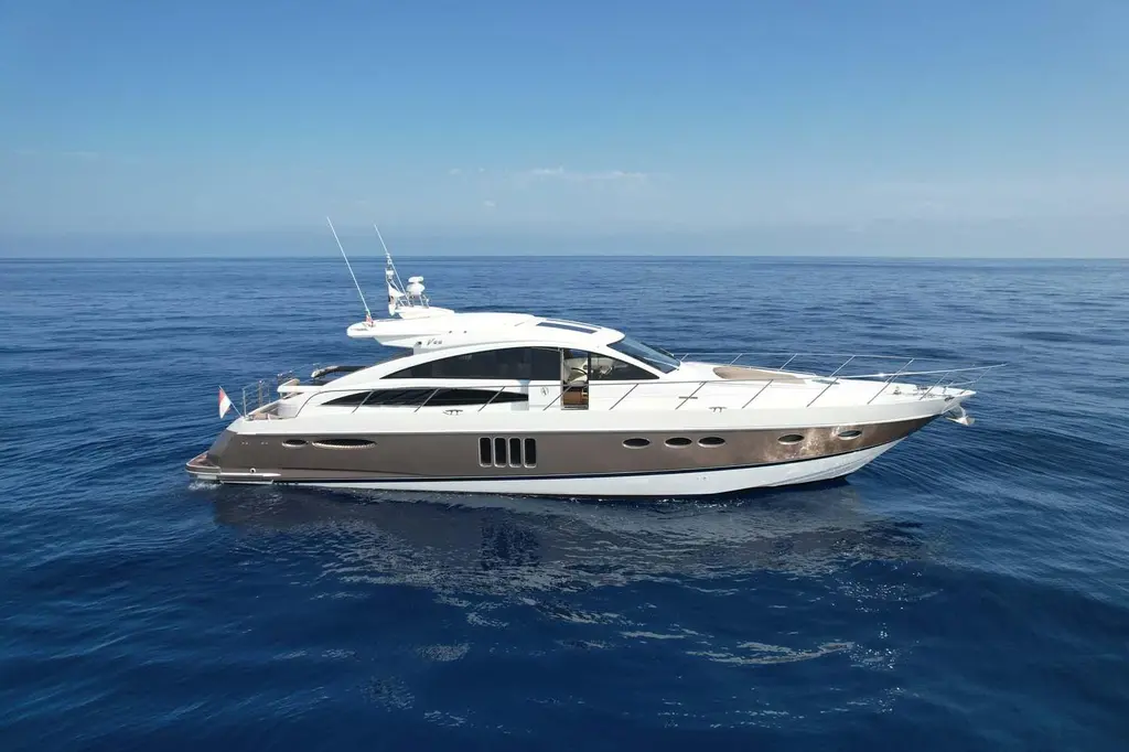  2009 Princess V65 Yacht For Sale in Saint-Jean-Cap-Ferrat 