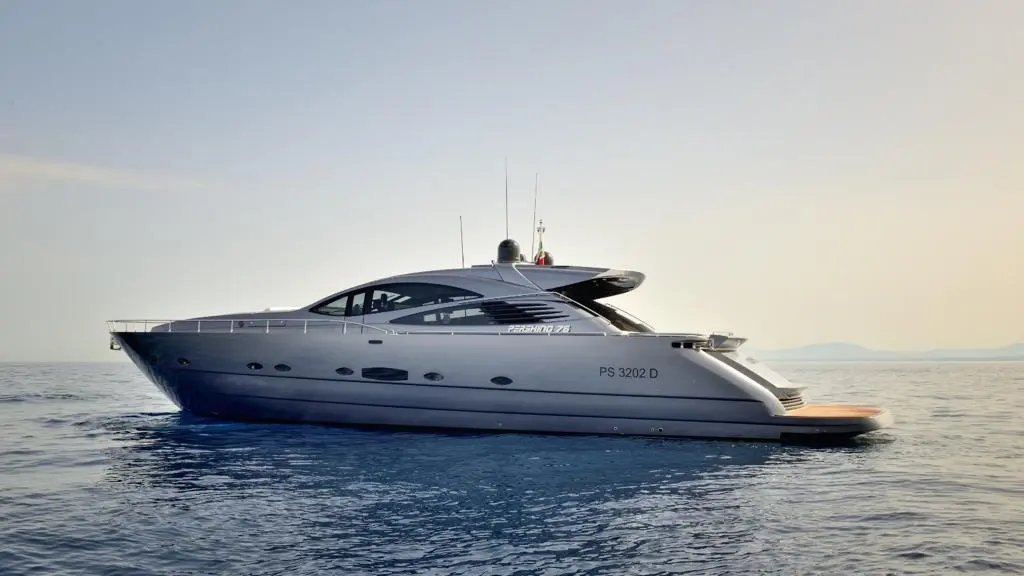 2003 Pershing 76 Yacht For Sale in Olbia IT-SS 2003 Pershing 76 Yacht For Sale in Olbia IT-SS
