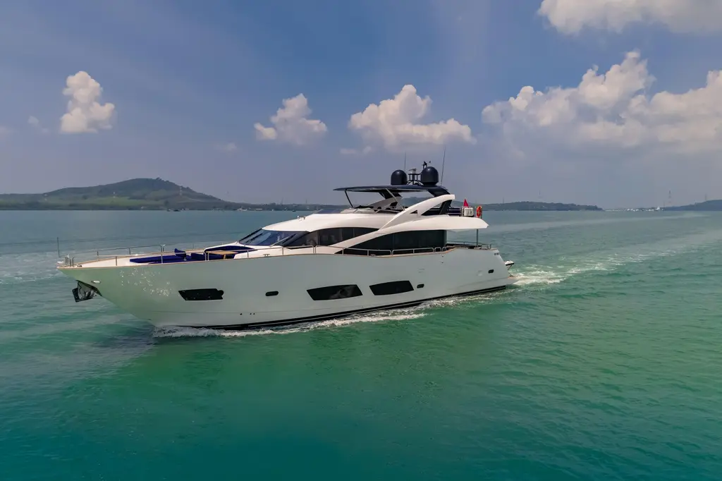 SEA MYSTERY 2014 Sunseeker 28 Metre Yacht Yacht For Sale in Phuket SEA MYSTERY 2014 Sunseeker 28 Metre Yacht Yacht For Sale in Phuket