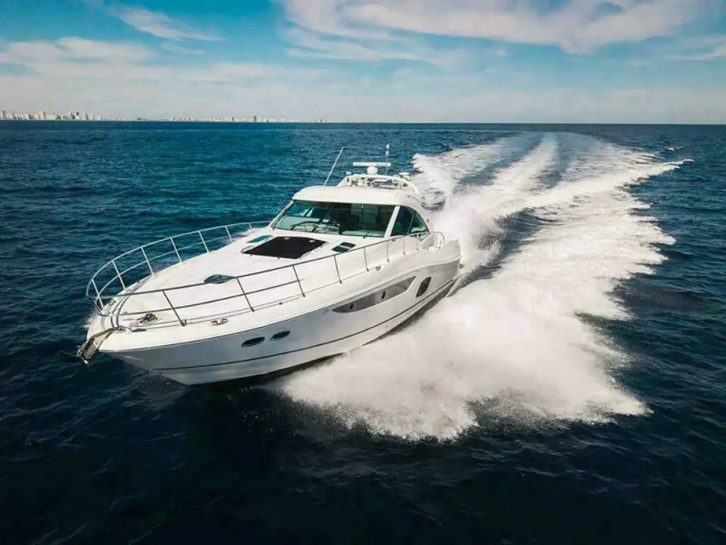 RECON ROYALE 2012 Sea Ray 610 Sundancer Yacht For Sale in Grand Rivers KY