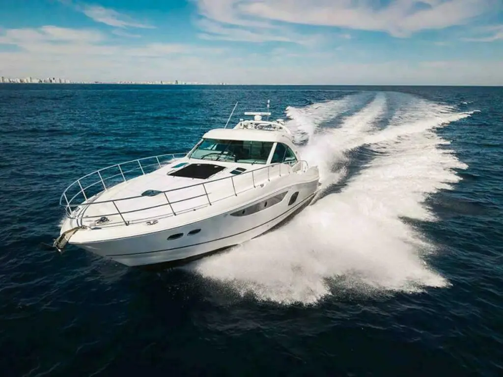 RECON ROYALE 2012 Sea Ray 610 Sundancer Yacht For Sale in Grand Rivers KY