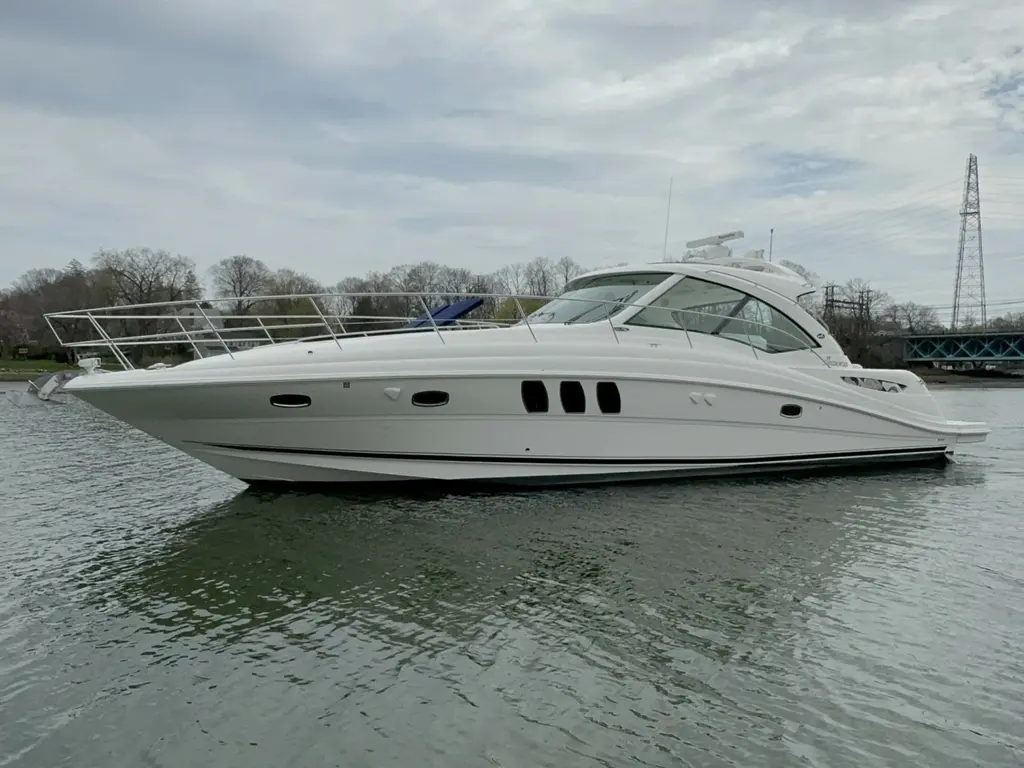 2009 Sea Ray 480 Sundancer Yacht For Sale in Greenwich CT 2009 Sea Ray 480 Sundancer Yacht For Sale in Greenwich CT