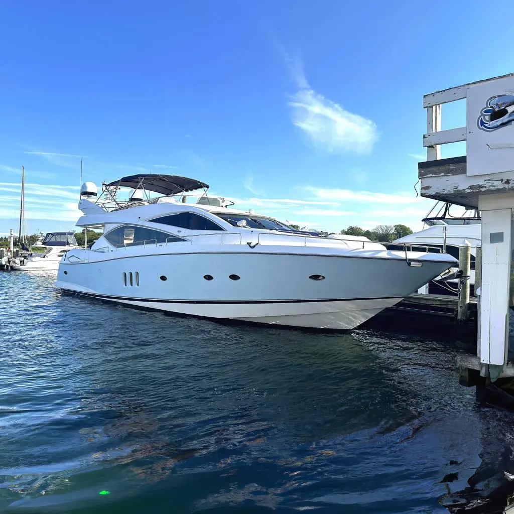  2005 Sunseeker 75 Yacht Yacht For Sale in Clinton CT