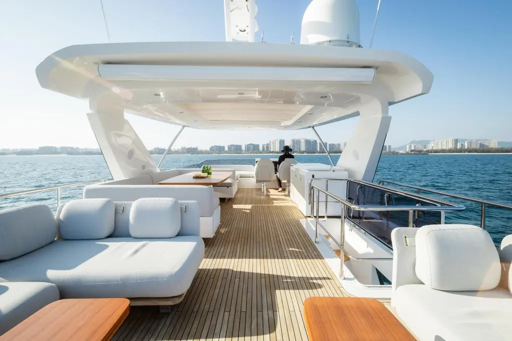  2023 Azimut 72 Yacht For Sale in Hong Kong 