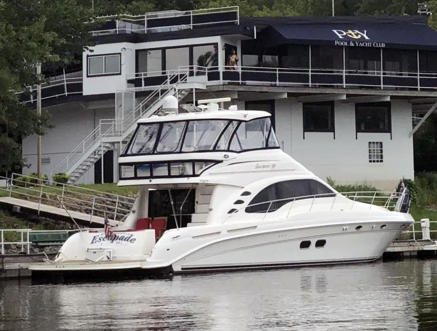 Escapade too 2007 Sea Ray 58 Sedan Bridge Yacht For Sale in Bayport MN