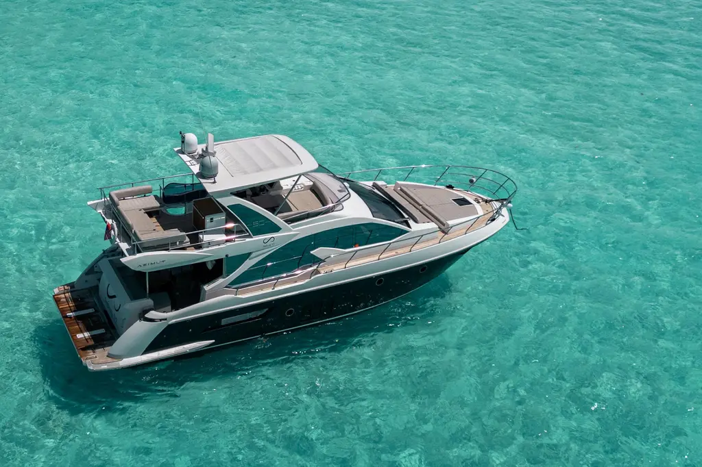 2016 Azimut 50 Yacht For Sale in Cancún 2016 Azimut 50 Yacht For Sale in Cancún