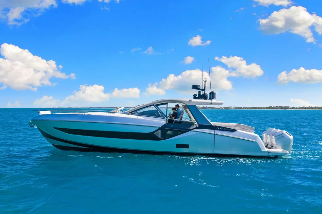 2024 Azimut Verve 48 Yacht For Sale in Naples FL 2024 Azimut Verve 48 Yacht For Sale in Naples FL