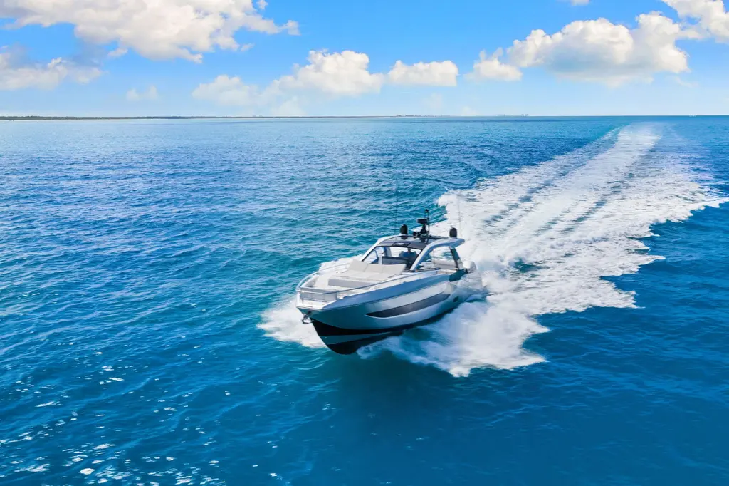 2024 Azimut Verve 48 Yacht For Sale in Naples FL 2024 Azimut Verve 48 Yacht For Sale in Naples FL