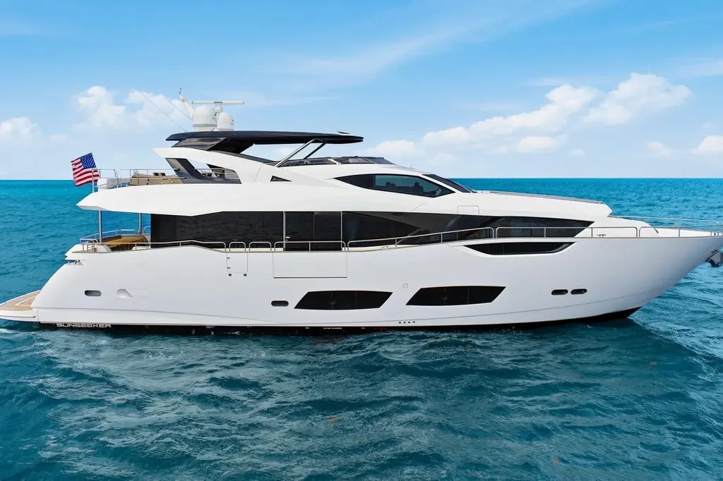 PURA VIDA 2020 Sunseeker 95 Yacht Yacht For Sale in Miami Beach FL PURA VIDA 2020 Sunseeker 95 Yacht Yacht For Sale in Miami Beach FL