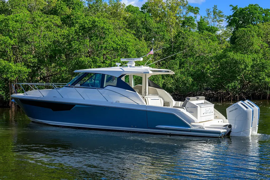 2022 Tiara Yachts 43 LE 2022 Tiara Yachts 43 LE Yacht For Sale in Boca Raton FL 2022 Tiara Yachts 43 LE 2022 Tiara Yachts 43 LE Yacht For Sale in Boca Raton FL