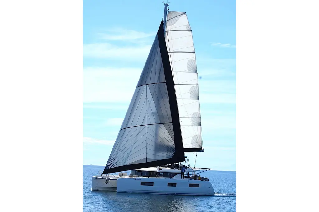  2023 Lagoon 46 Yacht For Sale in Alicante ES-A