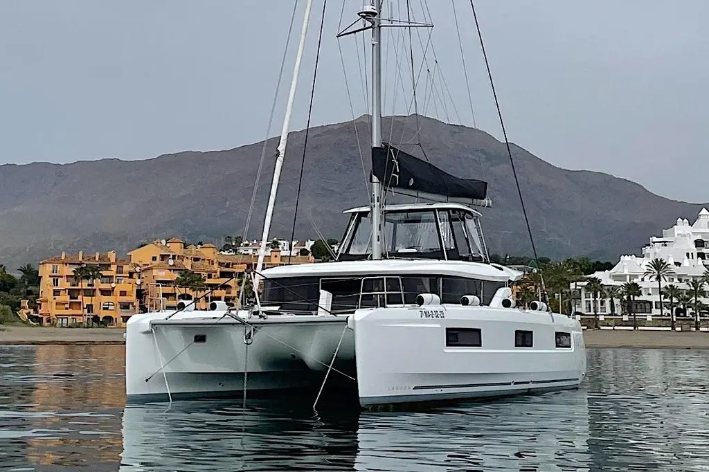  2023 Lagoon 46 Yacht For Sale in Alicante ES-A