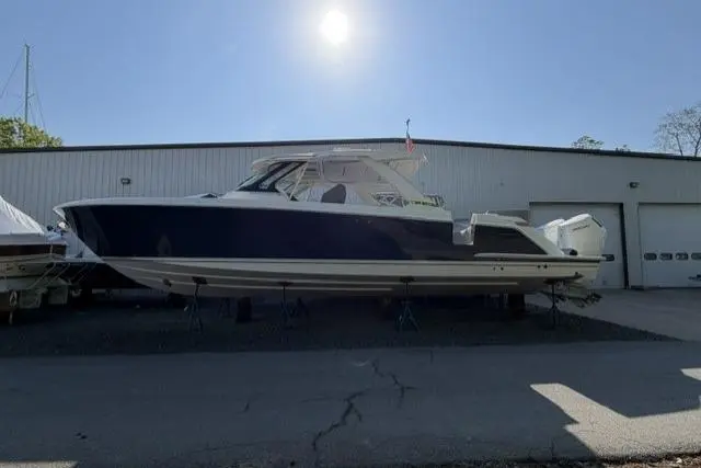2022 Tiara Yachts 43 LS Yacht For Sale in Annapolis MD 2022 Tiara Yachts 43 LS Yacht For Sale in Annapolis MD