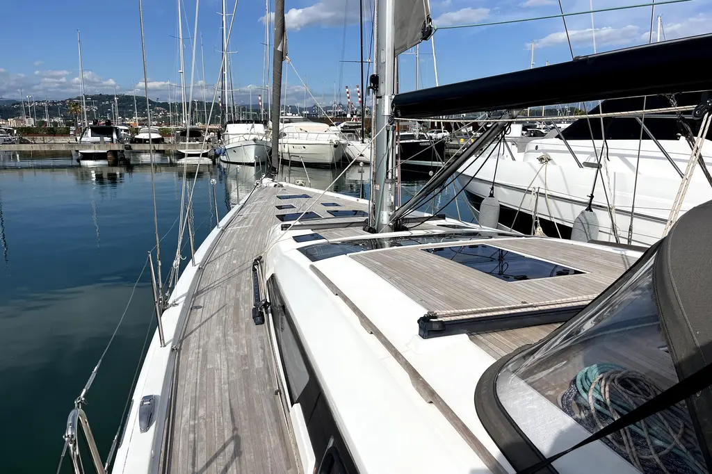 INVICTUS II 2017 Dufour 560 Grand Large Yacht For Sale in La Spezia IT-SP INVICTUS II 2017 Dufour 560 Grand Large Yacht For Sale in La Spezia IT-SP