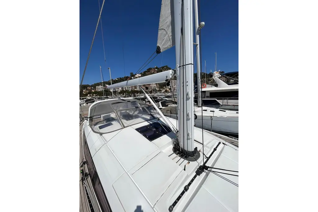 SIROCO IX 2016 Jeanneau 64 Yacht For Sale in Barcelona ES-B SIROCO IX 2016 Jeanneau 64 Yacht For Sale in Barcelona ES-B