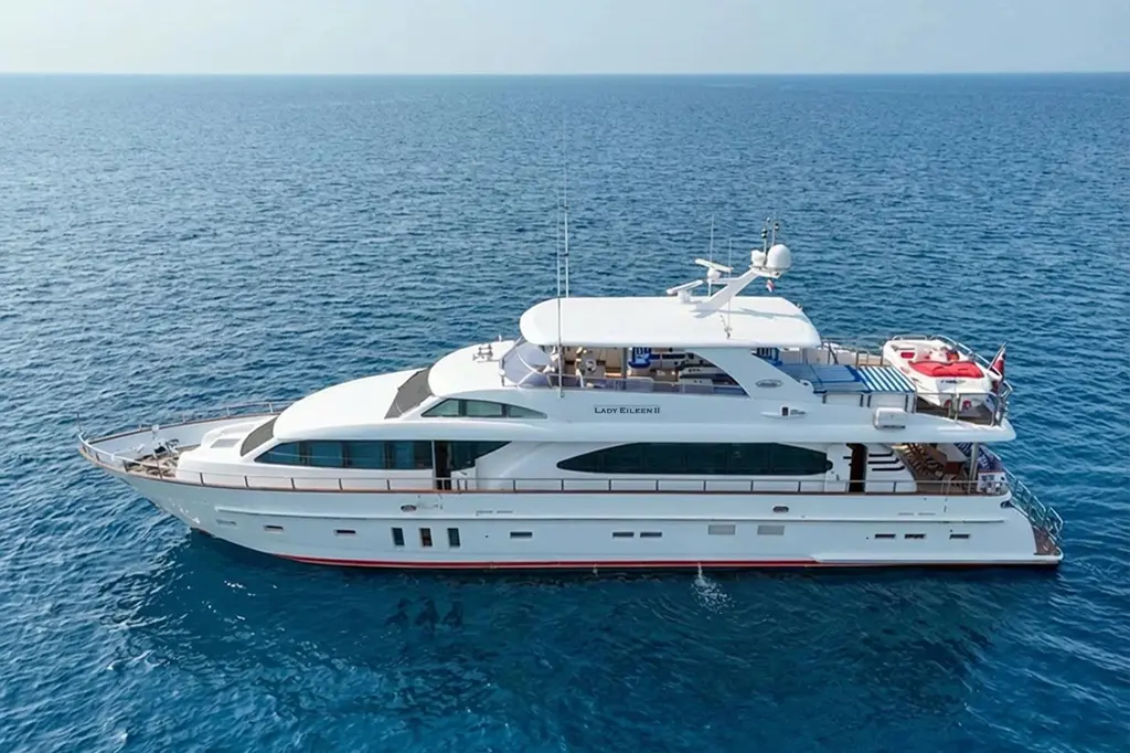 LADY EILEEN II 2007 New Ocean 95 Yacht For Sale in Phuket LADY EILEEN II 2007 New Ocean 95 Yacht For Sale in Phuket