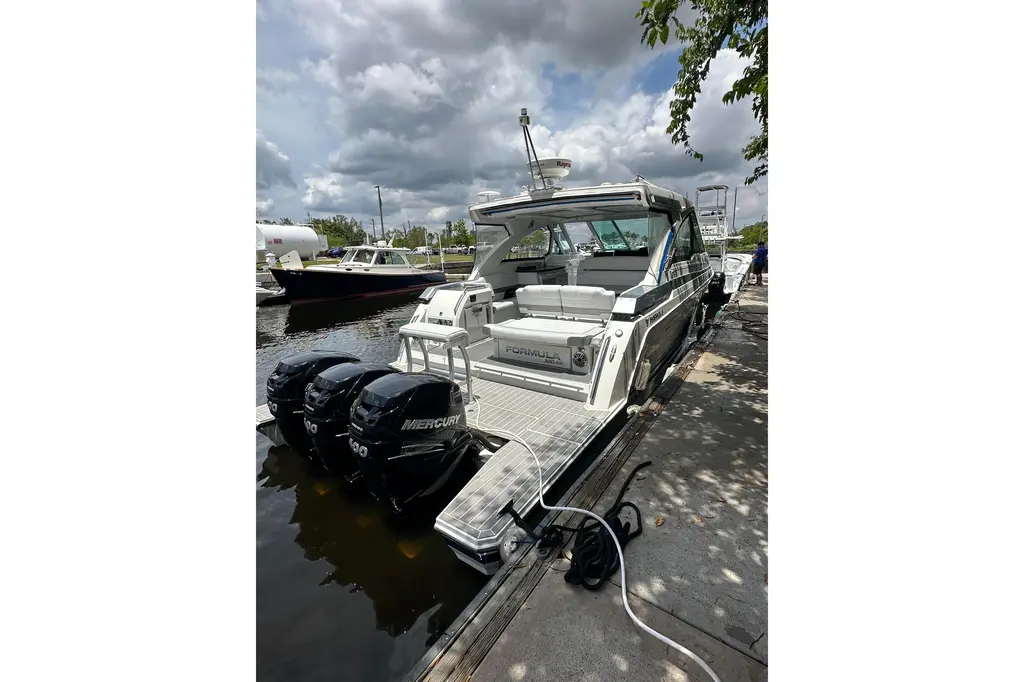 2021 Formula 380 Super Sport Crossover OB Yacht For Sale in Fort Myers FL 2021 Formula 380 Super Sport Crossover OB Yacht For Sale in Fort Myers FL