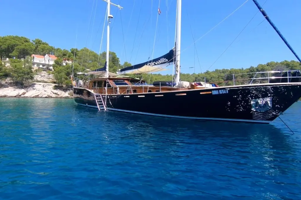MONTECRISTO 2007 Neta 27 mt Yacht For Sale in Trapani IT-TP MONTECRISTO 2007 Neta 27 mt Yacht For Sale in Trapani IT-TP