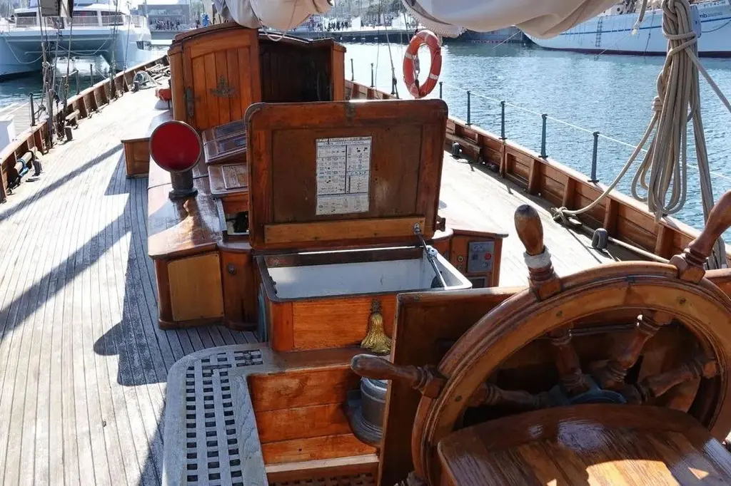 NI?A LUISITA 1930 Baglietto Classic Schooner Yacht For Sale in Barcelona ES-B NI?A LUISITA 1930 Baglietto Classic Schooner Yacht For Sale in Barcelona ES-B