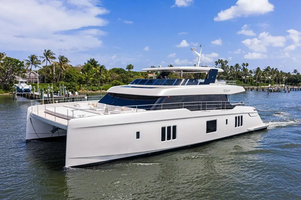 FAT CAT 2024 SUNREEF YACHTS 80 Power Yacht For Sale in Miami FL