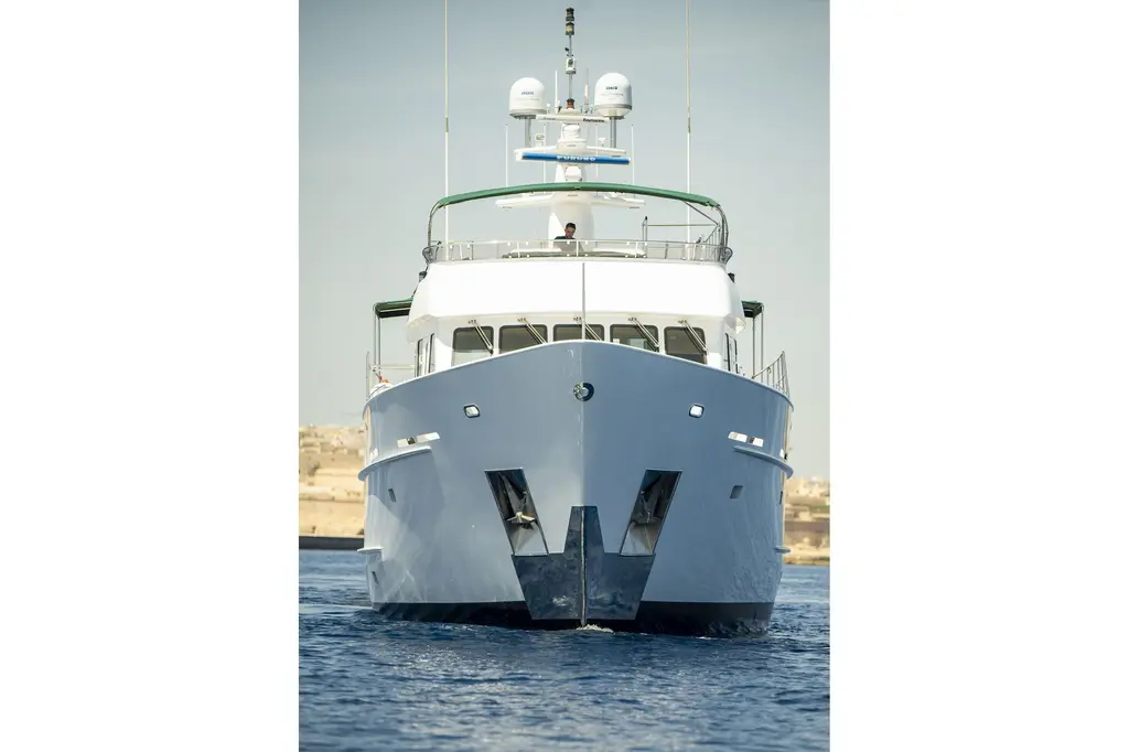 2004 Explorer SEATON 85 Yacht For Sale in Valletta 2004 Explorer SEATON 85 Yacht For Sale in Valletta