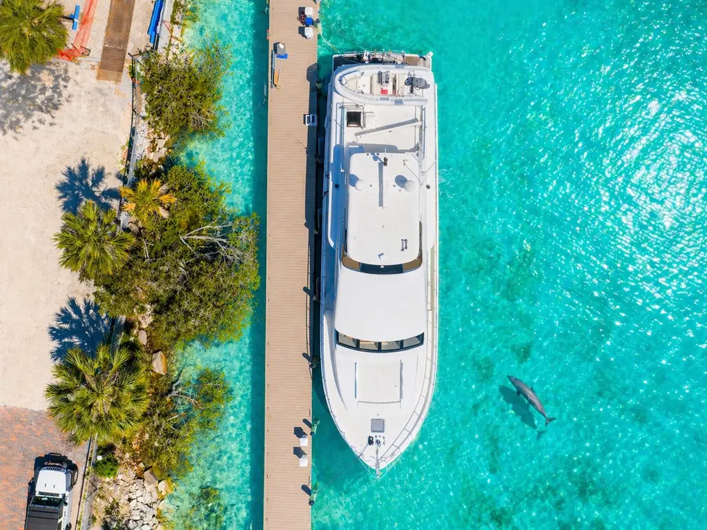 RECYCLING MADE CENTS 2004 Cheoy Lee 68 MOTOR YACHT Yacht For Sale in Saint Petersburg FL RECYCLING MADE CENTS 2004 Cheoy Lee 68 MOTOR YACHT Yacht For Sale in Saint Petersburg FL
