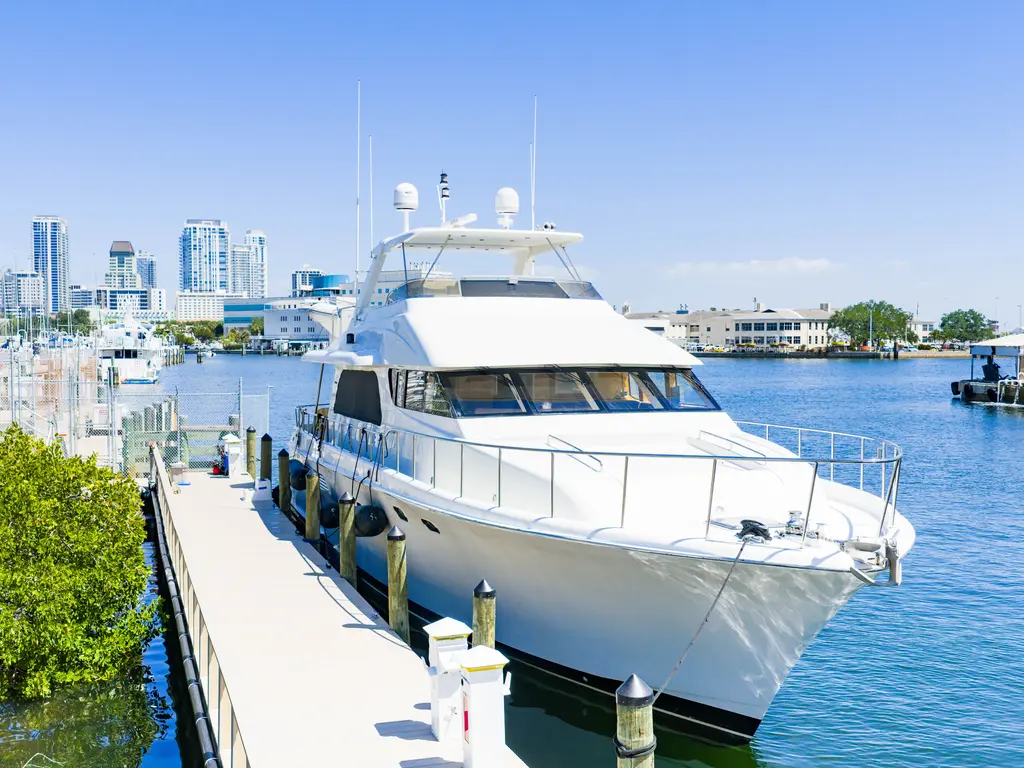 RECYCLING MADE CENTS 2004 Cheoy Lee 68 MOTOR YACHT Yacht For Sale in Saint Petersburg FL RECYCLING MADE CENTS 2004 Cheoy Lee 68 MOTOR YACHT Yacht For Sale in Saint Petersburg FL