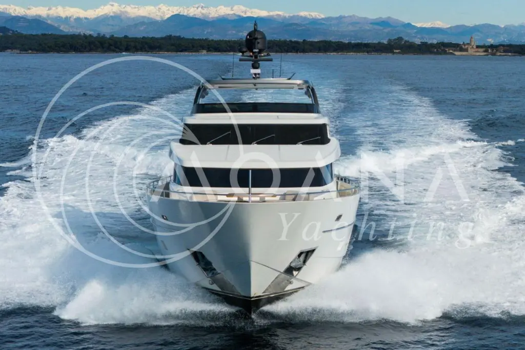 2017 Sanlorenzo SL96 Yacht For Sale in Cannes 2017 Sanlorenzo SL96 Yacht For Sale in Cannes