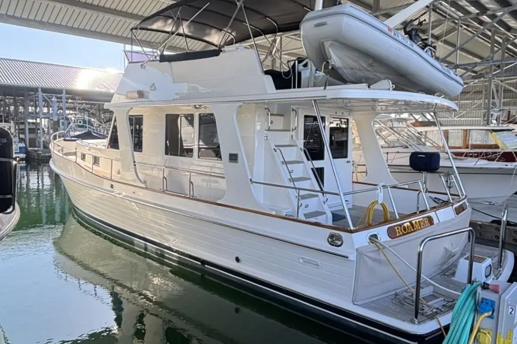 ROAMER 2006 Grand Banks 47 Heritage EU Yacht For Sale in Edmonds WA ROAMER 2006 Grand Banks 47 Heritage EU Yacht For Sale in Edmonds WA