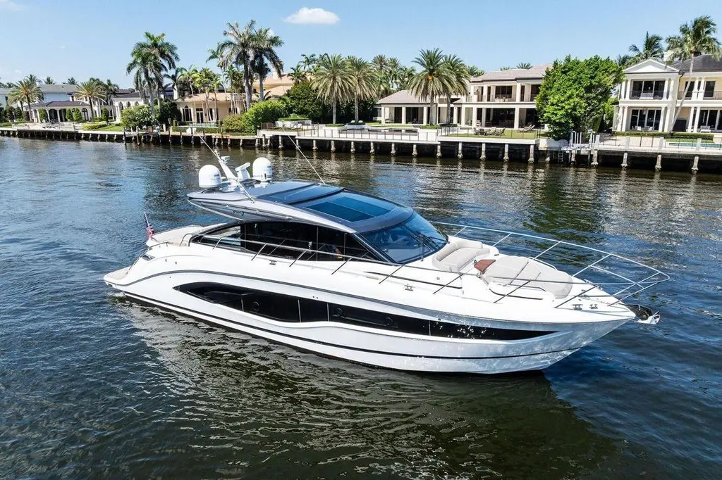 ENDLESS SUMMER 2020 Princess V55 Yacht For Sale in San Juan ENDLESS SUMMER 2020 Princess V55 Yacht For Sale in San Juan