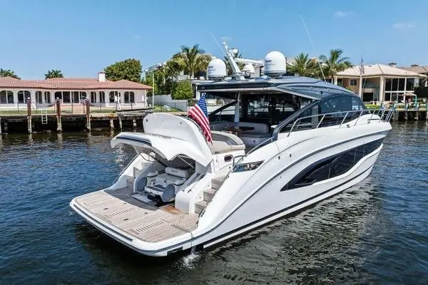 ENDLESS SUMMER 2020 Princess V55 Yacht For Sale in San Juan ENDLESS SUMMER 2020 Princess V55 Yacht For Sale in San Juan