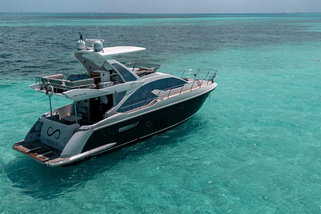 2016 Azimut 50 Yacht For Sale in Cancún 2016 Azimut 50 Yacht For Sale in Cancún