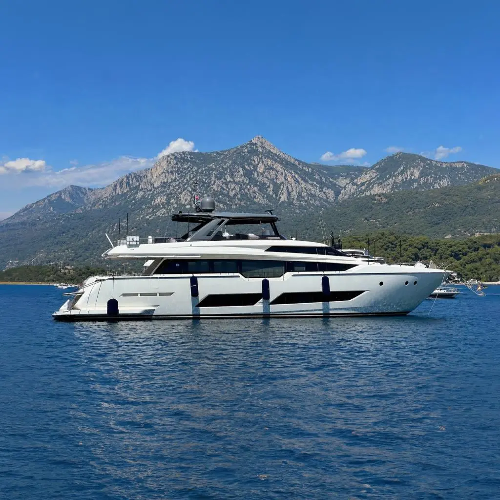 2017 Ferretti Yachts 850 Yacht For Sale in Marmaris 2017 Ferretti Yachts 850 Yacht For Sale in Marmaris