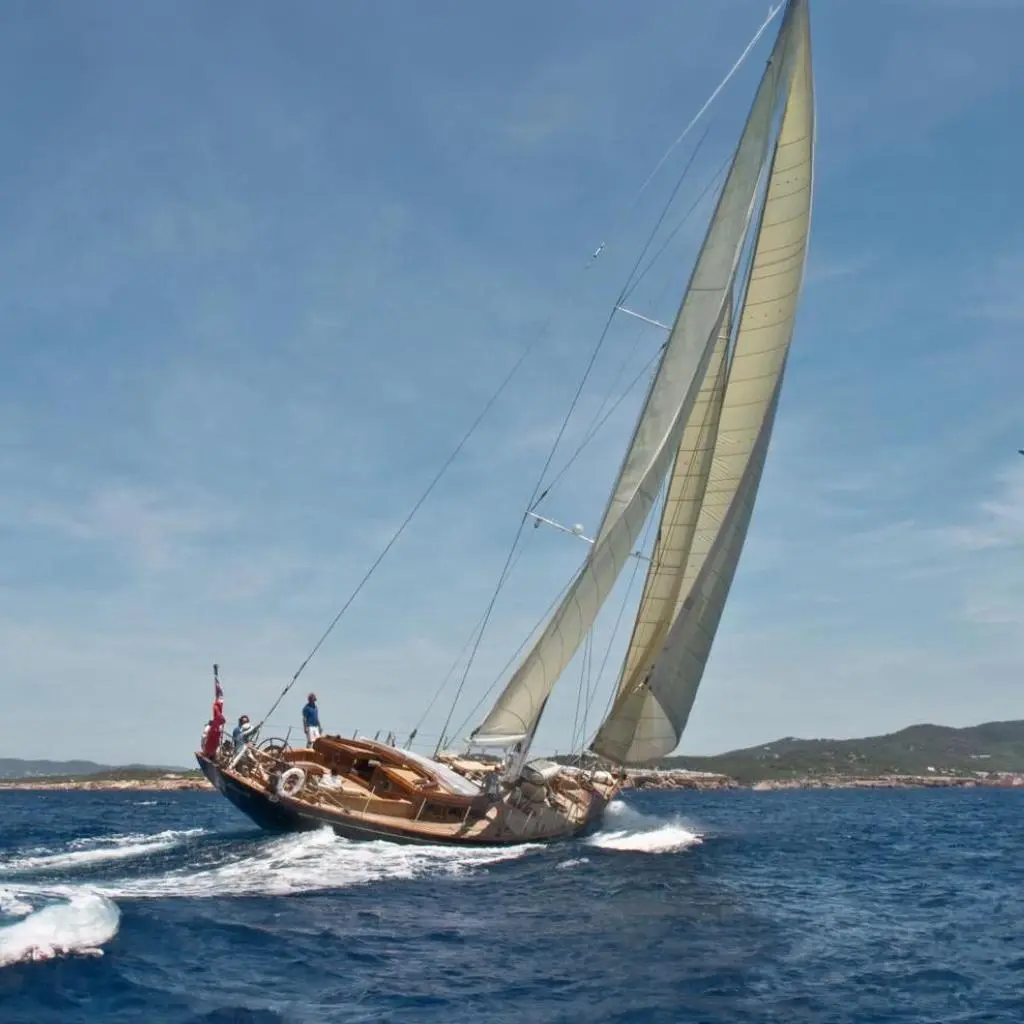 BLALUMAR 2000 Classic Cutter 25M Yacht For Sale in Lanzarote ES-GC BLALUMAR 2000 Classic Cutter 25M Yacht For Sale in Lanzarote ES-GC