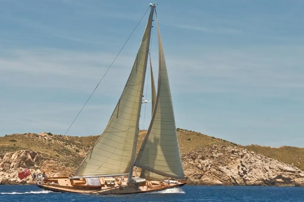 BLALUMAR 2000 Classic Cutter 25M Yacht For Sale in Lanzarote ES-GC BLALUMAR 2000 Classic Cutter 25M Yacht For Sale in Lanzarote ES-GC