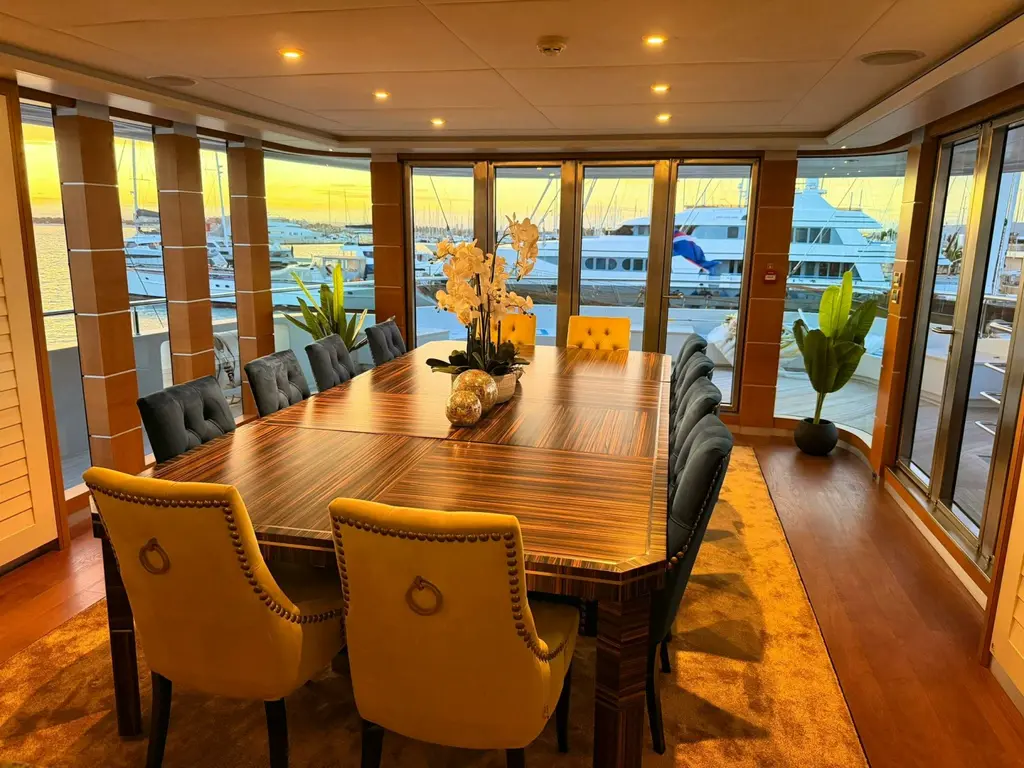 SHU U RITE 2013 Curvelle Custom Yacht For Sale in Malaga SHU U RITE 2013 Curvelle Custom Yacht For Sale in Malaga