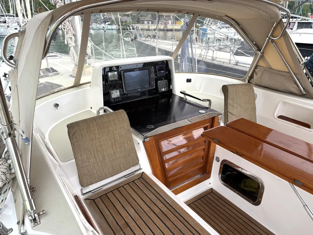 Windhorse 2003 Hylas 49 Yacht For Sale in Saint Mary Windhorse 2003 Hylas 49 Yacht For Sale in Saint Mary