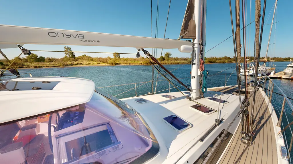 2011 Amel 55 Yacht For Sale in Port-Saint-Louis-du-Rh?ne 13 2011 Amel 55 Yacht For Sale in Port-Saint-Louis-du-Rh?ne 13
