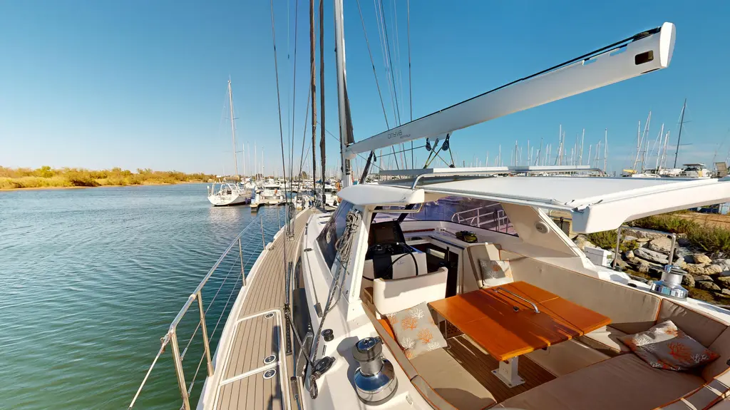 2011 Amel 55 Yacht For Sale in Port-Saint-Louis-du-Rh?ne 13 2011 Amel 55 Yacht For Sale in Port-Saint-Louis-du-Rh?ne 13