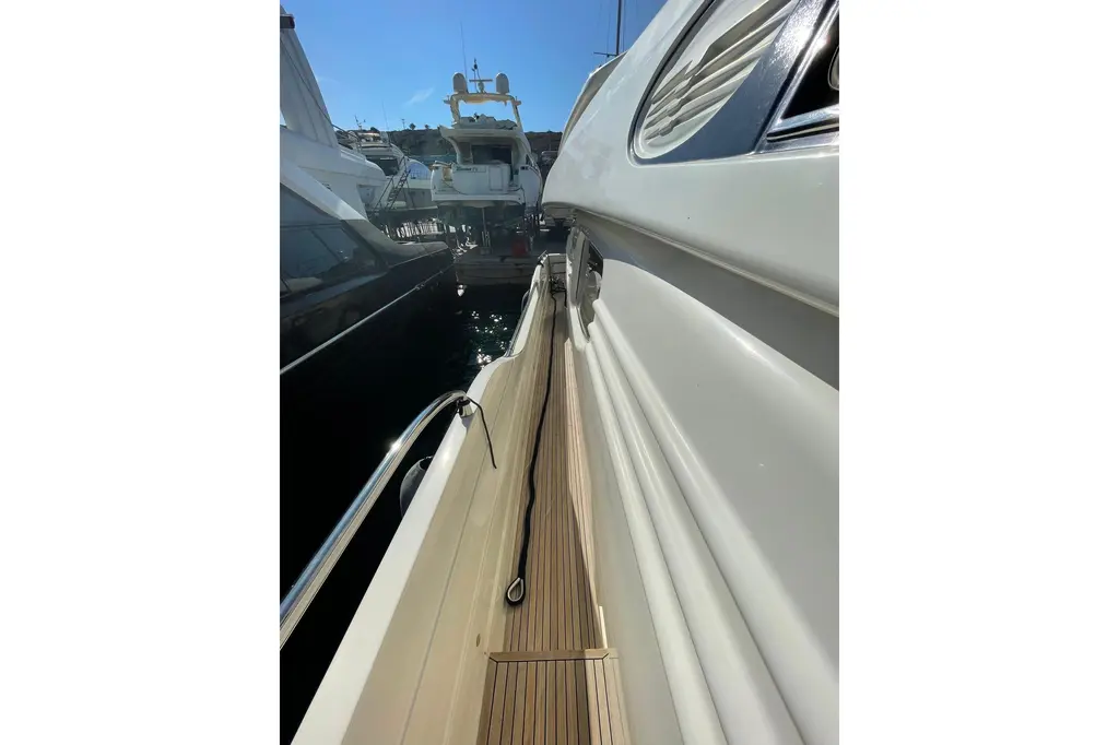 2005 Posillipo Technema 80 Yacht For Sale in Elliniko 2005 Posillipo Technema 80 Yacht For Sale in Elliniko