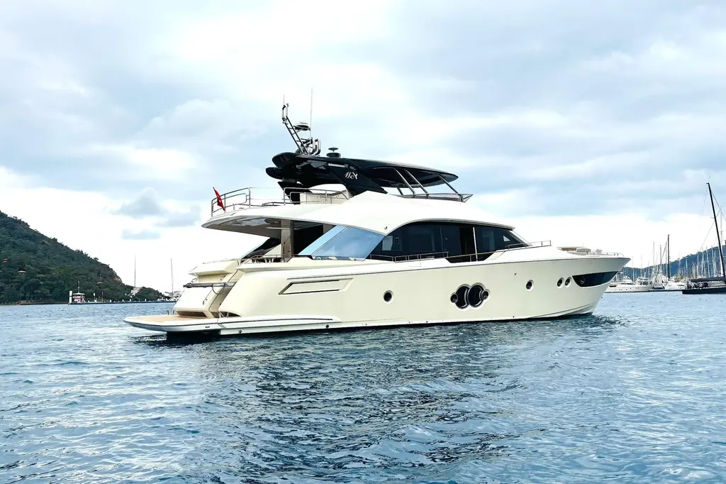 2020 Monte Carlo Yachts MCY 80 Yacht For Sale in Maltepe 2020 Monte Carlo Yachts MCY 80 Yacht For Sale in Maltepe