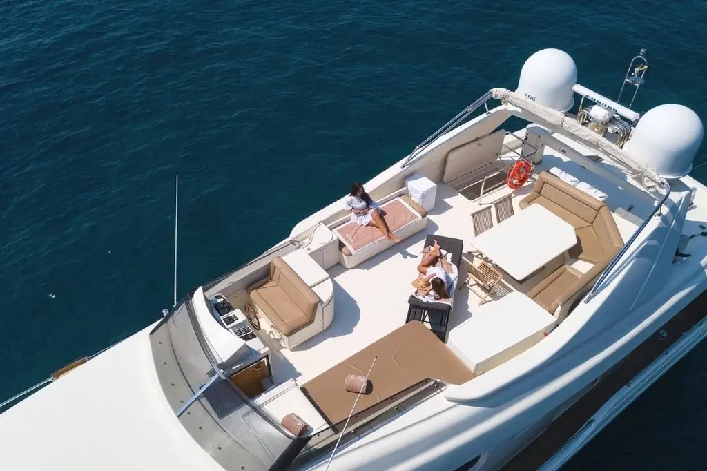 2000 Posillipo Technema 80 Yacht For Sale in Rome IT-RM 2000 Posillipo Technema 80 Yacht For Sale in Rome IT-RM