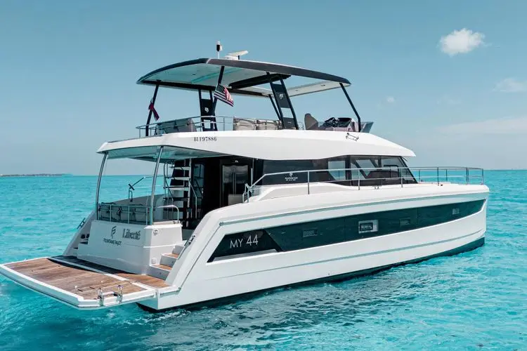Libert'e 2020 Fountaine Pajot MY6 Yacht For Sale in Cancún Libert'e 2020 Fountaine Pajot MY6 Yacht For Sale in Cancún