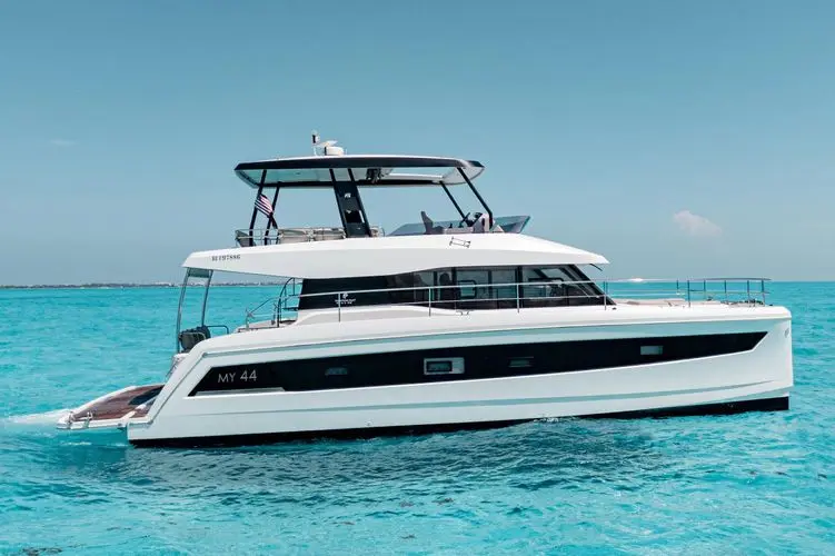 Libert'e 2020 Fountaine Pajot MY6 Yacht For Sale in Cancún Libert'e 2020 Fountaine Pajot MY6 Yacht For Sale in Cancún