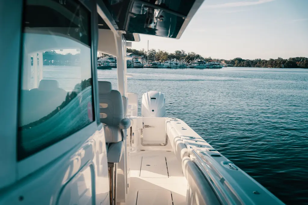 LONG N STRONG 2019 HCB 42 Siesta Yacht For Sale in Crystal River FL LONG N STRONG 2019 HCB 42 Siesta Yacht For Sale in Crystal River FL