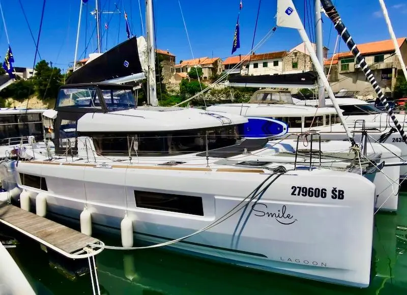 Smile 2023 Lagoon 40 Yacht For Sale in Sibenik Smile 2023 Lagoon 40 Yacht For Sale in Sibenik