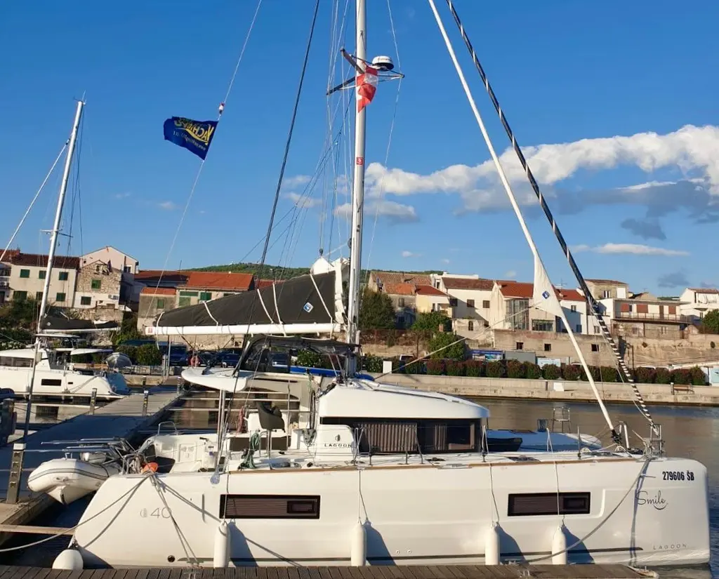 Smile 2023 Lagoon 40 Yacht For Sale in Sibenik Smile 2023 Lagoon 40 Yacht For Sale in Sibenik