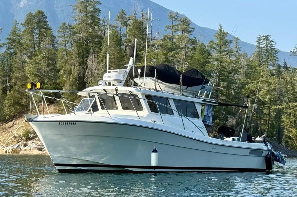 Kapalua 2013 Ocean Sport 33 Yacht For Sale in Surrey BC
