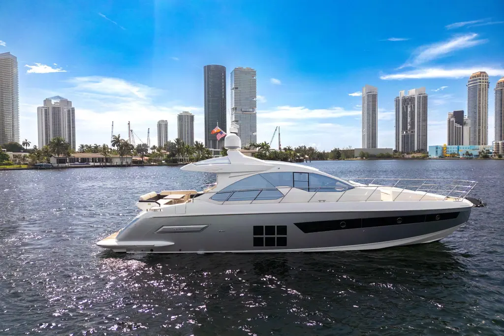  2016 Azimut 55S Yacht For Sale in Punta Cana 