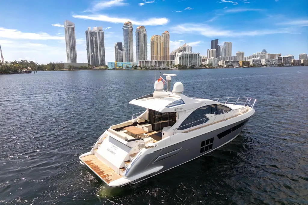  2016 Azimut 55S Yacht For Sale in Punta Cana 